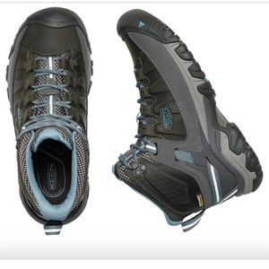 KEEN🍁🍂targhee III mid waterproof hiking boots size 8 women’s